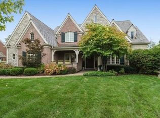 1981 W Southmeadow Ln, Lake Forest, IL 60045