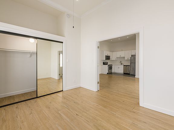 2nd image of 1315 N Bronson Ave #207A