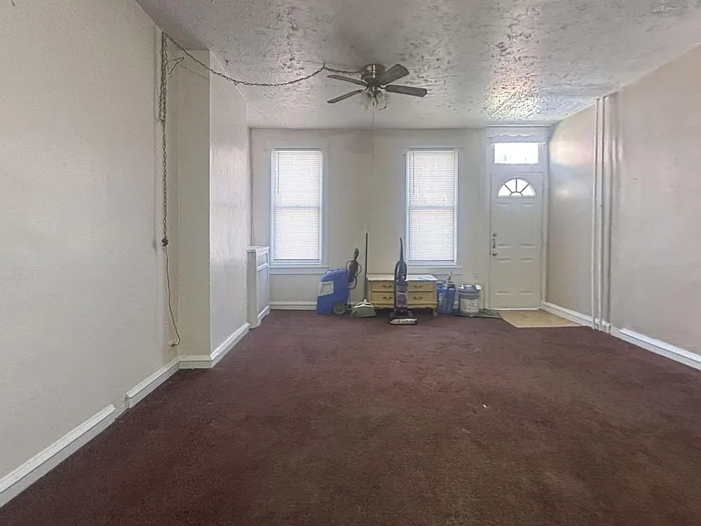 150 W Palmer St — Photo 7