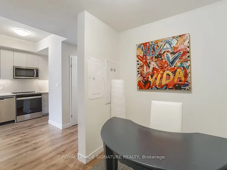 60 Frederick St #811 — Photo 16
