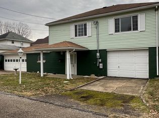 809 Tomlinson Ave, Glen Dale, WV