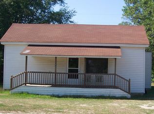 49 5th St, Laurinburg, NC 28352