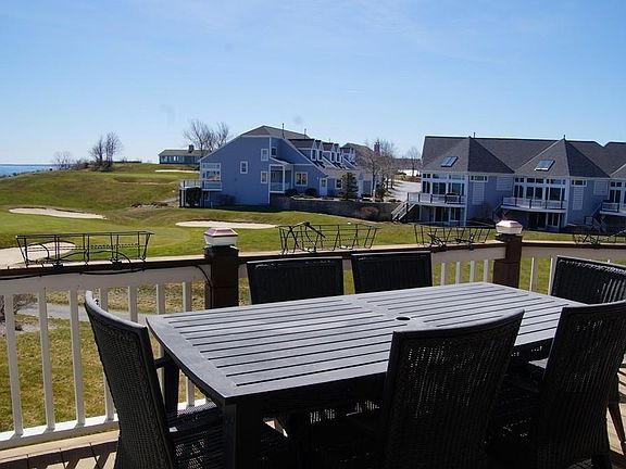 5th image of 60 Sea Cliff Dr