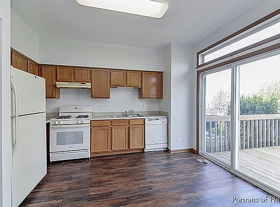 4th image of 2721 Glenwood Ct