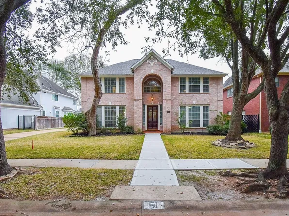 51 Rivercoach Ln, Sugar Land, TX 77479