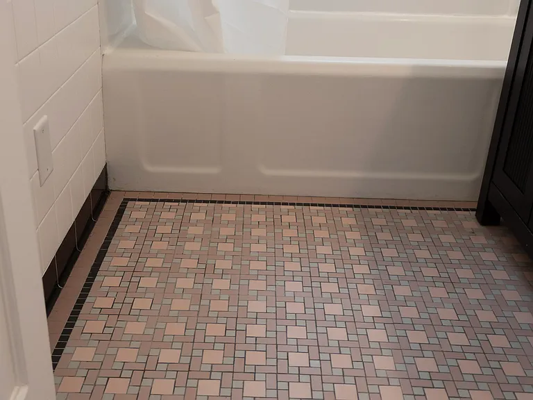 4406 Center St — Photo 18