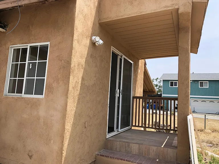 1734 Capri Ave #B — Photo 1