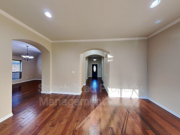 2nd image of 309 Sterling Dr
