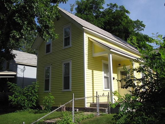 2nd image of 959 Fairmount St SE
