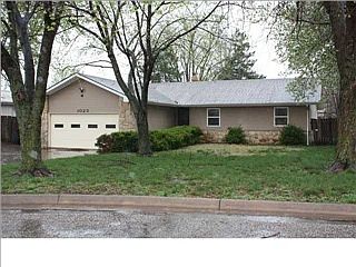 1st image of 1023 Highland Dr
