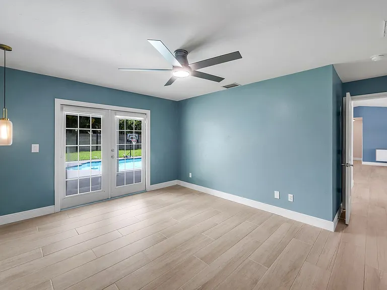 2212 SE 7th St — Photo 19