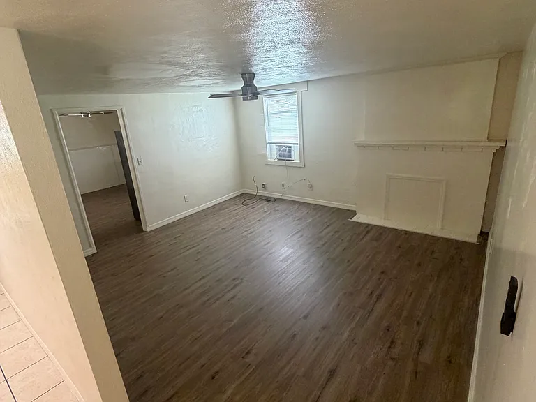 603 Center Rd #B — Photo 5