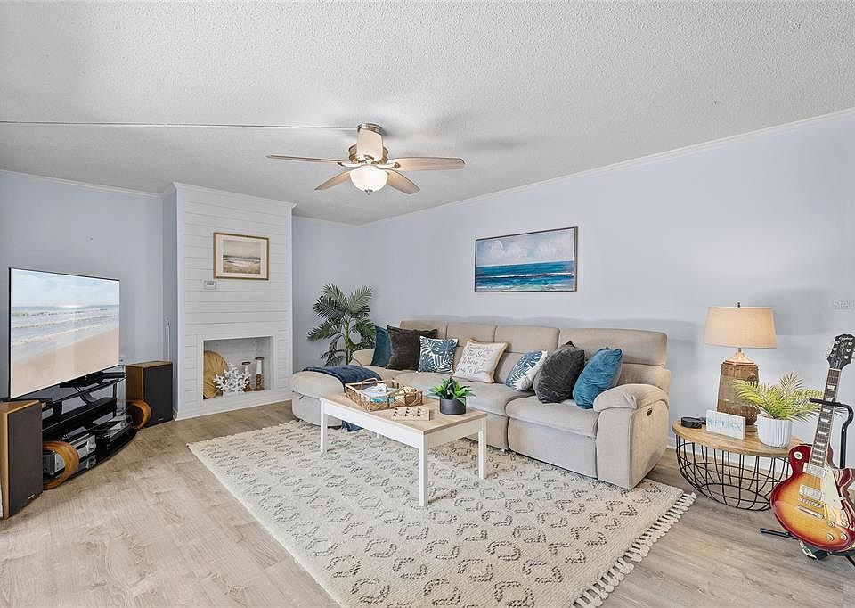 1st image of 3808 SAXON DRIVE