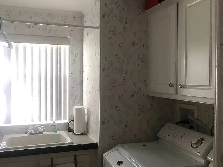 laundry rm.