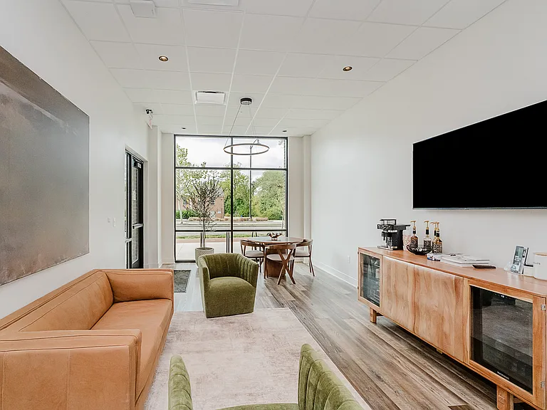 Overture at Proscenium Apartments — Photo 32