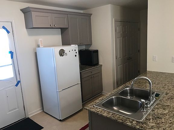 3rd image of 1036 S Arceneaux Ave