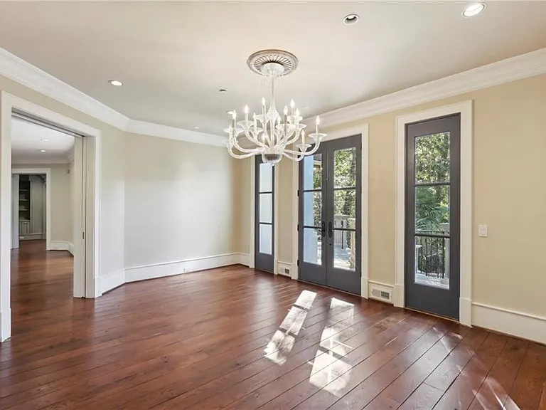 1965 W Wesley Rd NW — Photo 14