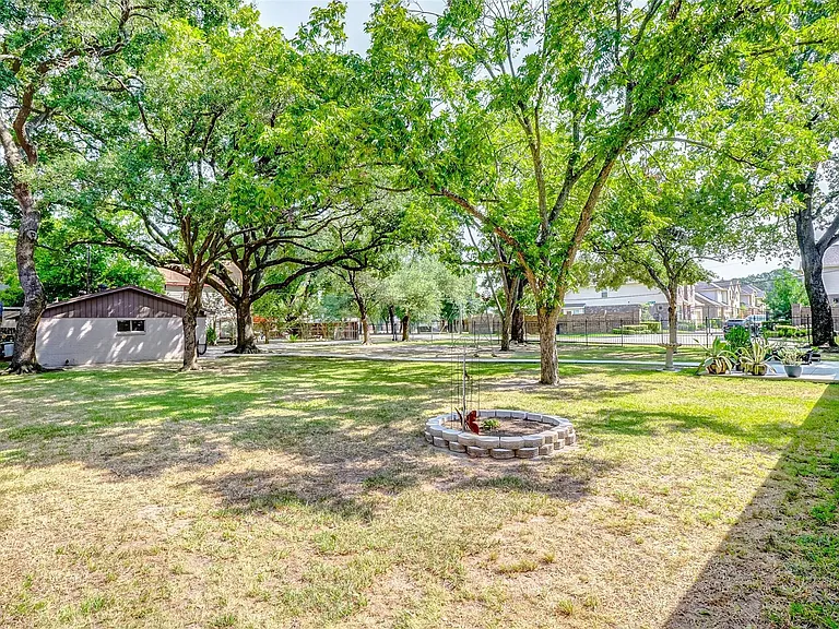 9218 Hammerly Blvd — Photo 34
