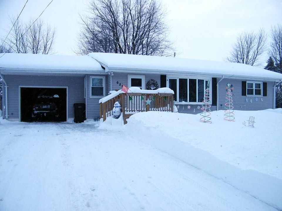 629 Main Street, West Concord