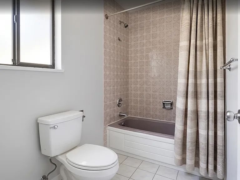 7951 Thormanby Cres #8 — Photo 7