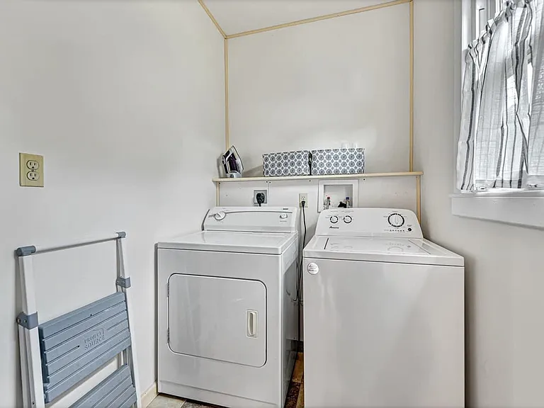 Laundry Room Cabinet