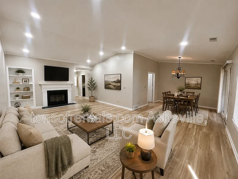 3 bed, 2.0 bath, 1840 sqft, $1,795 — Photo 2