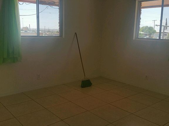 Bedroom #1