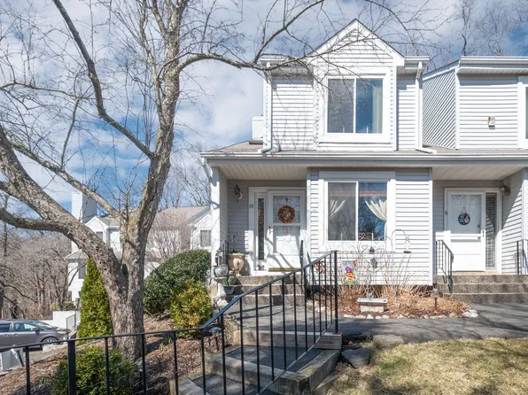 20 East Pembroke Road #19, Danbury, CT 06811