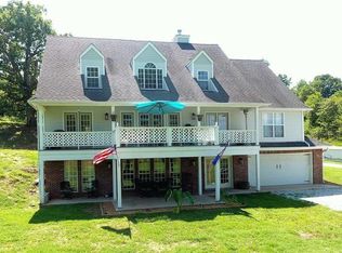 2258 Pack Rd, Noel, MO 64854