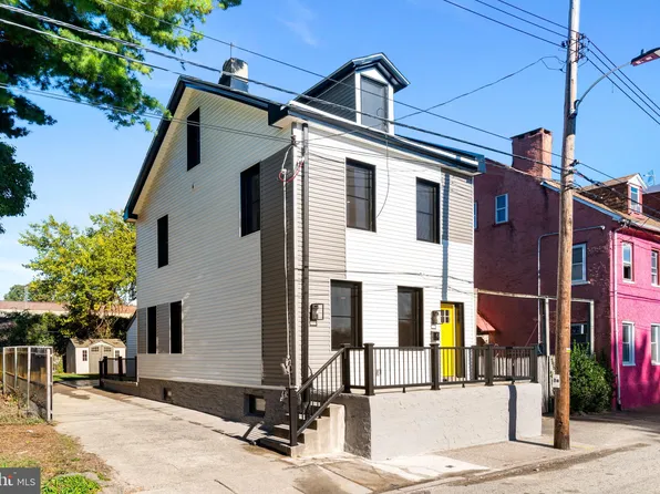 41 E Phil Ellena St, Philadelphia, PA 19119