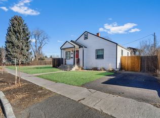 736 SW 10th St, Redmond, OR 97756