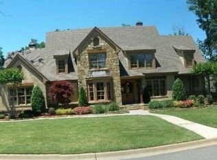 11 Maisons Dr, Little Rock, AR 72223