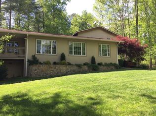240 Matlock Creek Rd, Franklin, NC 28734