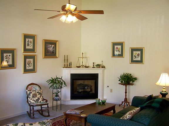 5th image of 3741 Evan Ln