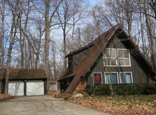 6502 Hidden Tree Ln, Amherst, OH 44001