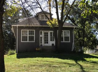 707 N Division St, Warren, MN 56762