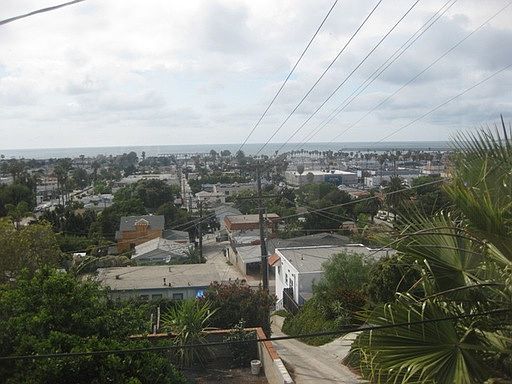 3rd image of 4666 Narragansett Ave
