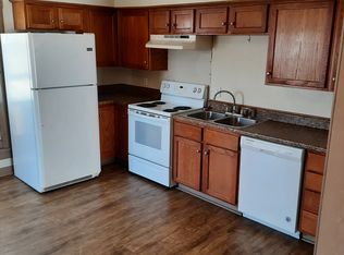 1512 E South St #S, Springfield, IL 62703