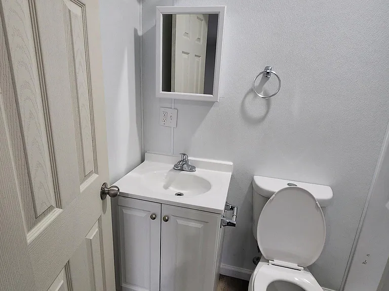 101 E Carson Ave #10 — Photo 9
