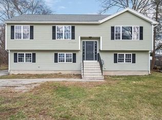 61 Poland St, Webster, MA 01570