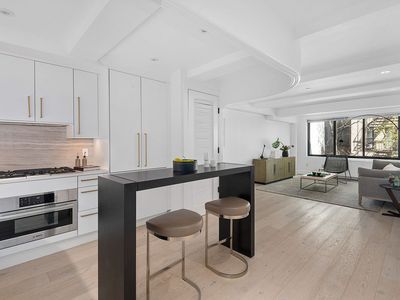 533 E 12th St #2A, New York, NY, 10009