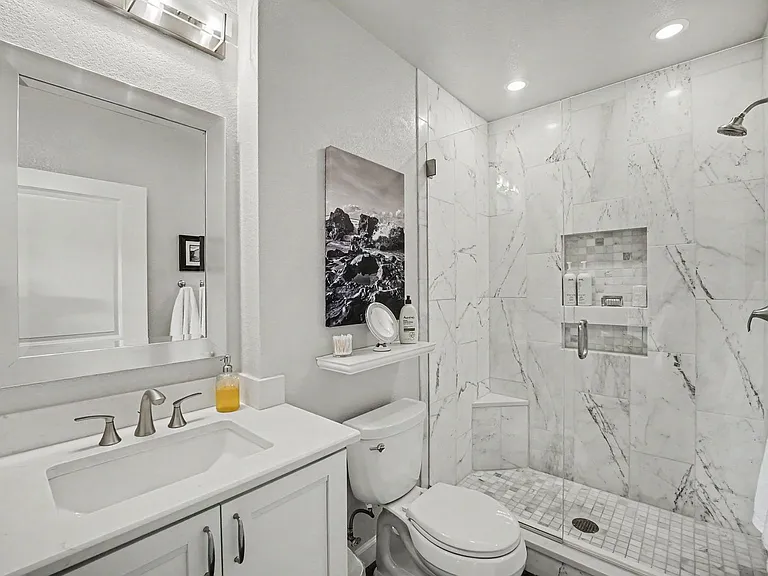 1441 Central St #304 — Photo 7