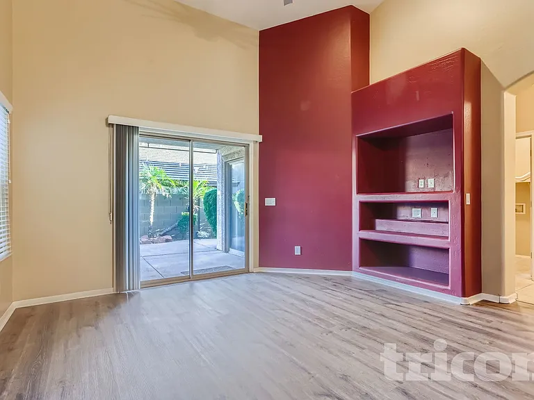 44 S Greenfield Rd — Photo 11