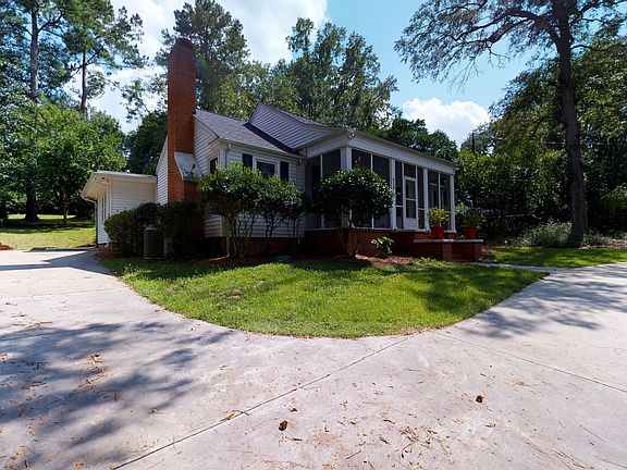 2nd image of 419 Woodland Dr