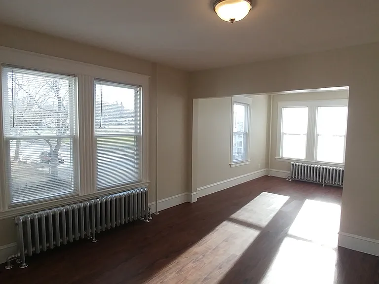 106 Walnut St #2 — Photo 5