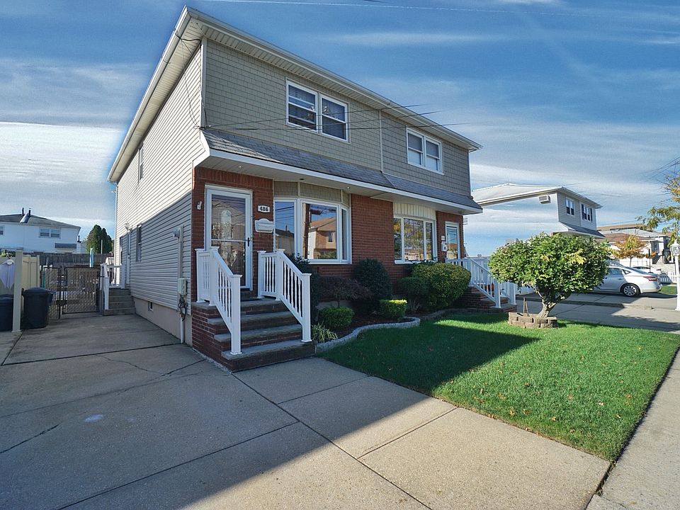 1st image of 486 Naughton Ave