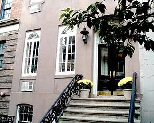 Rented by Corcoran | media 14