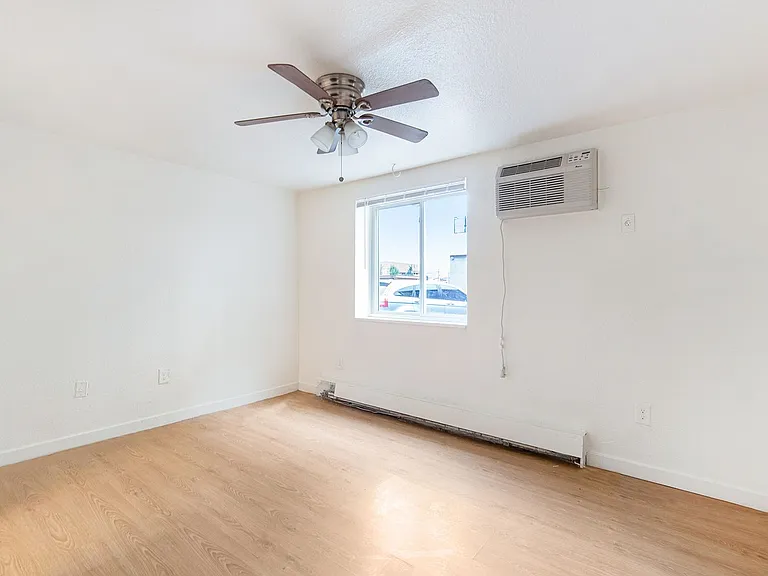336 N Grant St #101 — Photo 12