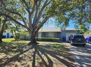 6310 Orchard Dr N, Saint Petersburg, FL 33702