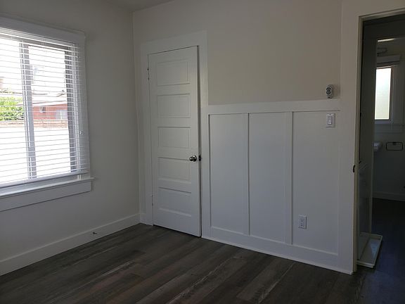 2nd image of 1443 Echo Park Ave #1443
